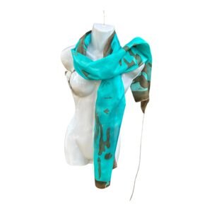 Fular azul y marrón de seda natural pintado a mano