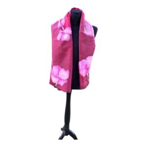 Fular granate con flores de seda natural pintado a mano