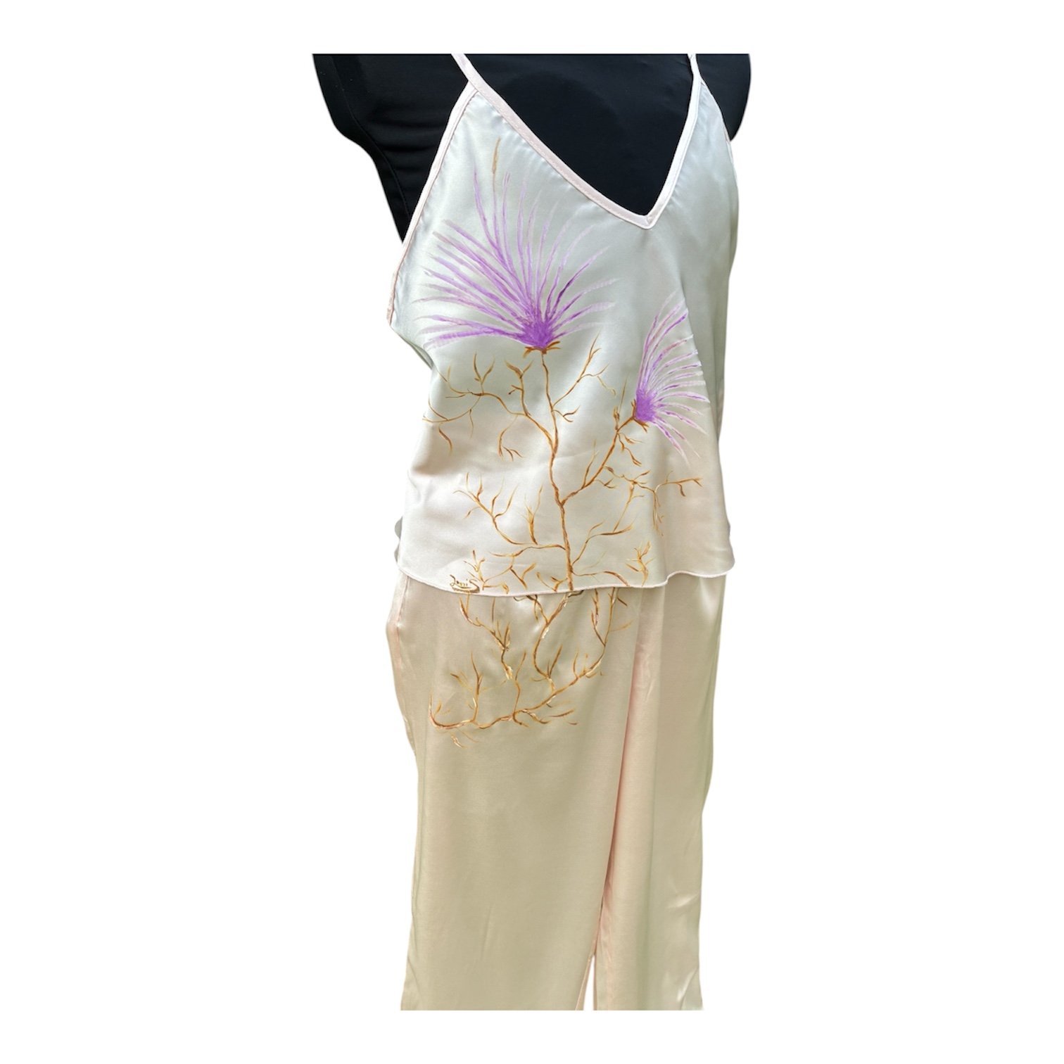 Pijama de satén rosa pintado a mano - Imagen 3