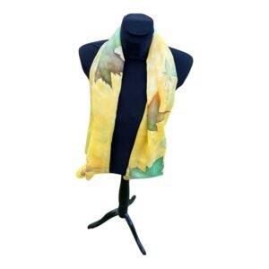 Fular de seda natural amarillo con hojas