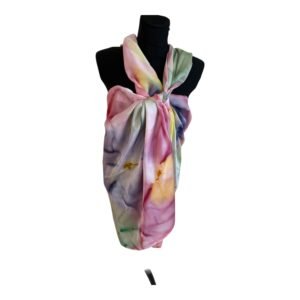 Pareo con flores pintado a mano