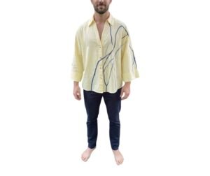 Camisa lino amarilla con estampado abstracto pintado a mano