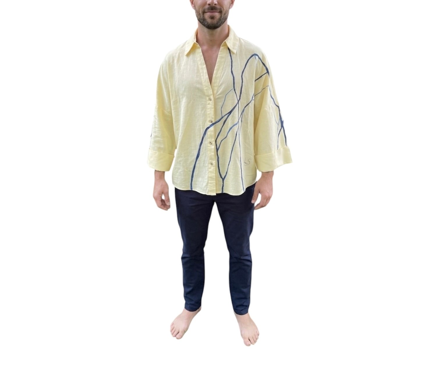 Camisa lino amarilla con estampado abstracto pintado a mano