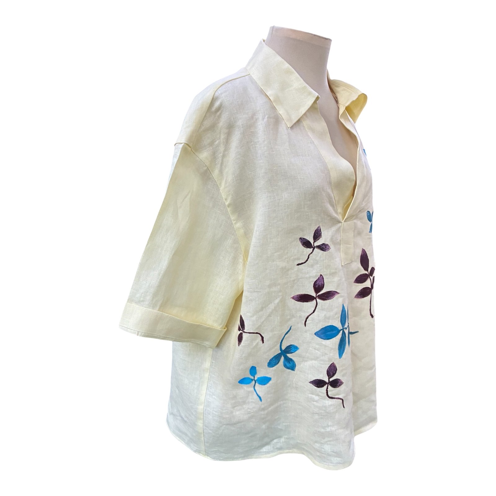 Camisa lino con estampado botánico pintado a mano - Imagen 3
