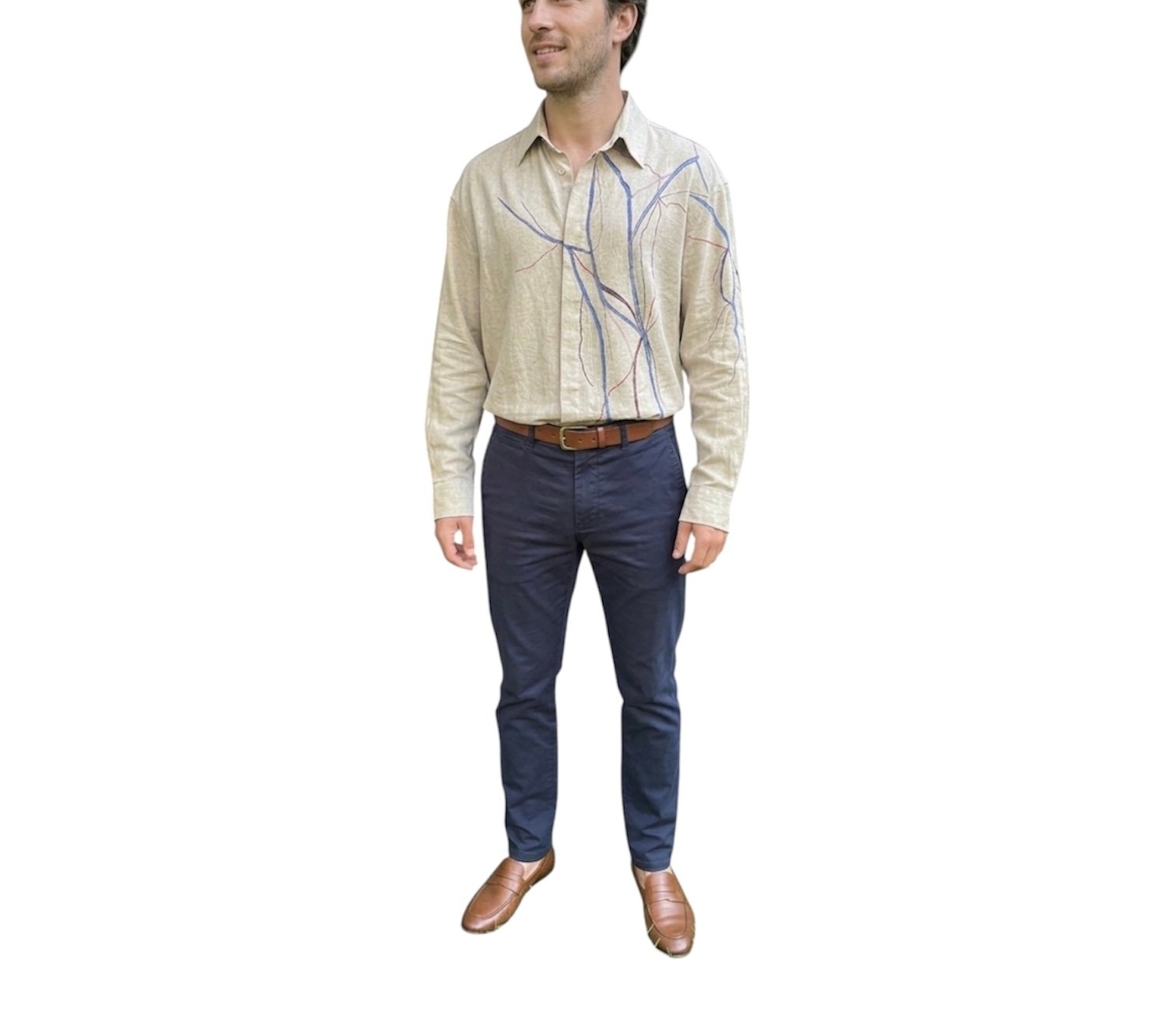 Camisa lino beis con estampado abstracto pintado a mano - Imagen 3