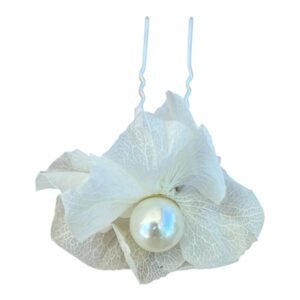 Horquilla de flor natural preservada con perla blanca